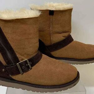 UGG Blaise Chesnut Brown Shearling Sheepskin Boots Size 7